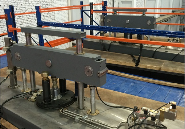 憑借過硬的質量和品牌優勢,5月15日,河鋼集團舞鋼公司寬厚板再次用于“國之重器”——中科院中子技術發展線站屏蔽系統項目。舞鋼還承接了中科院中子技術發展線站屏蔽系統項目的加工、裝配任務,為其提供一攬子技術服務。 憑借過硬的質量和品牌優勢,5月15日,河鋼集團舞鋼公司寬厚板再次用于“國之重器”——中科院中子技術發展線站屏蔽系統項目。舞鋼還承接了中科院中子技術發展線站屏蔽系統項目的加工、裝配任務,為其提供一攬子技術服務。